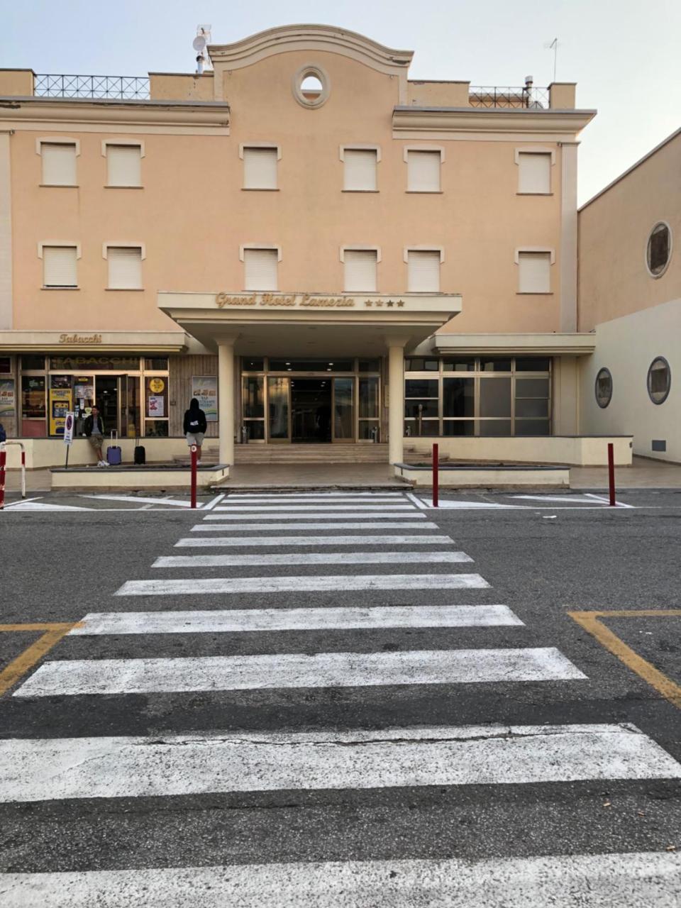 Grand Hotel Lamezia Lamezia Terme Exterior photo